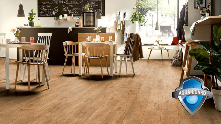 IN_SEE_Blues_1033_4V_Delta+Oak_2_AG